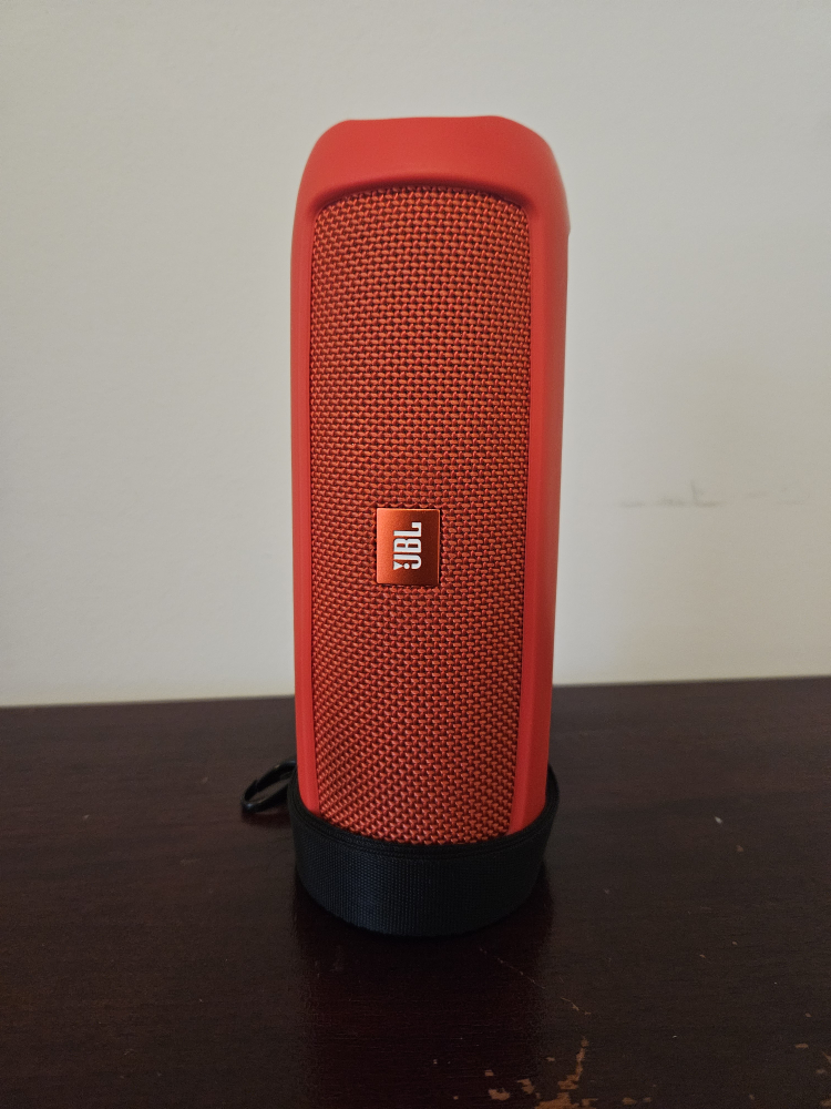 JBL Flip 5 Portable Bluetooth Speaker (red)