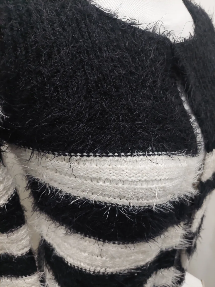 Black and White Striped Fuzzy Cardigan image indicator(2)