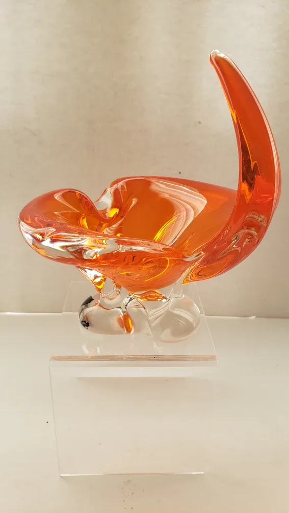 Mid Century Modern Glass Ashtray image indicator(3)