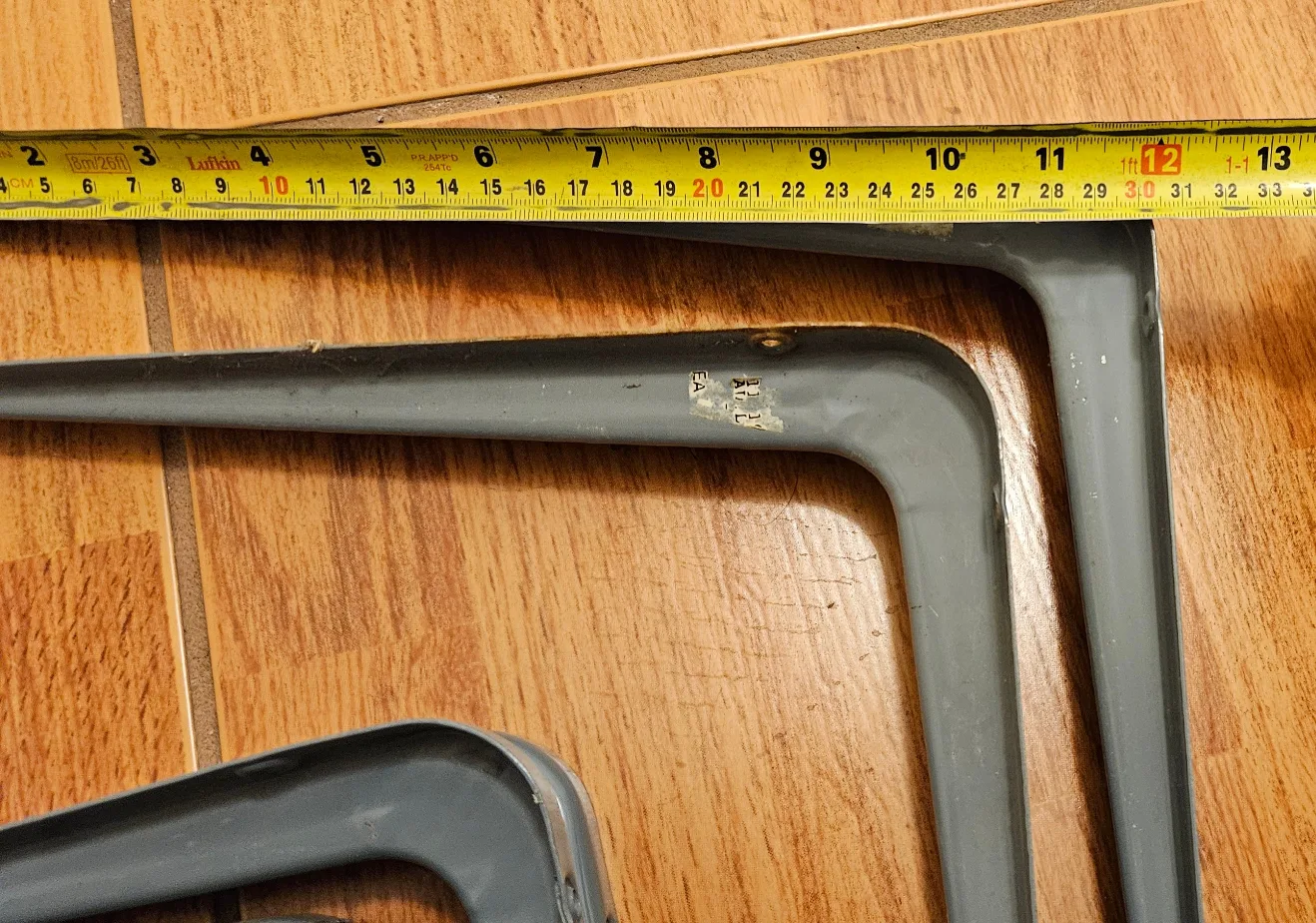 4x Shelf Brackets image indicator(3)