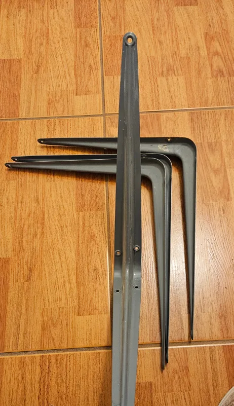 4x Shelf Brackets image indicator(4)