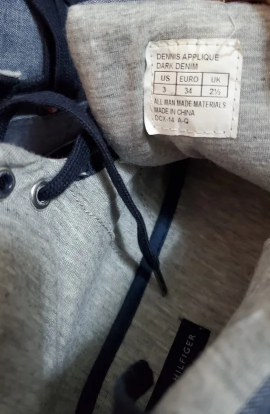 Tommy Hilfiger kids sneaker image indicator(4)