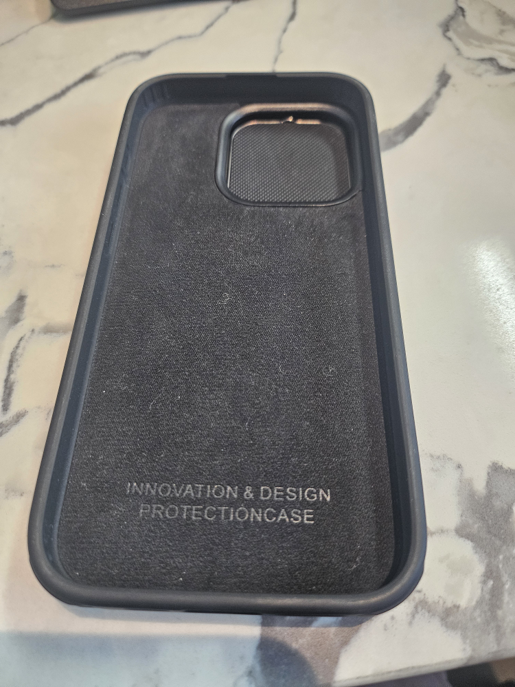 IPhone 15 Pro Case with Kickstand - photo 4
