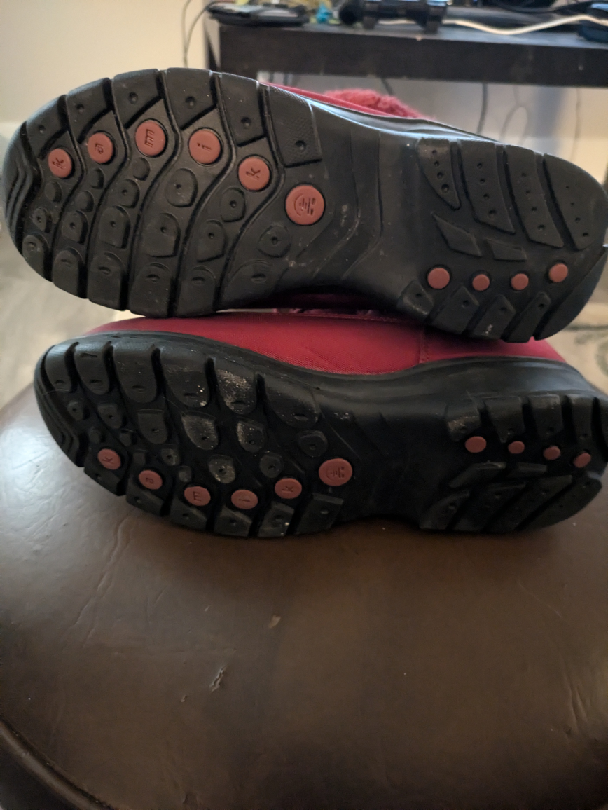 Kamik Red Winter Boots  size 8 FCFS - photo 4