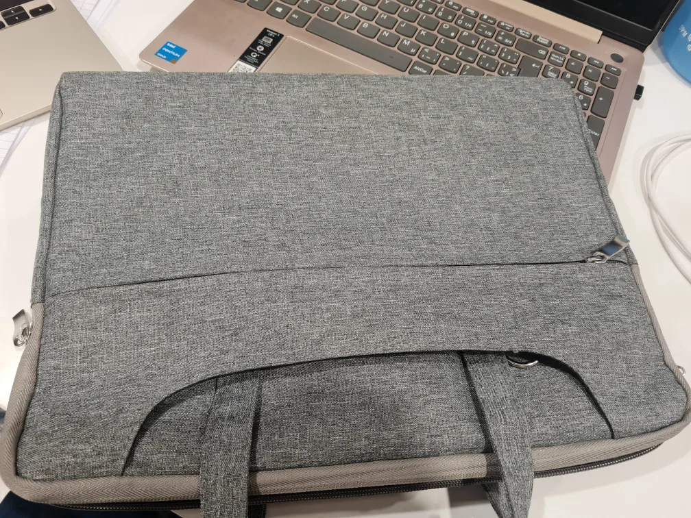 Laptop Case 14.6 Inch image indicator(5)