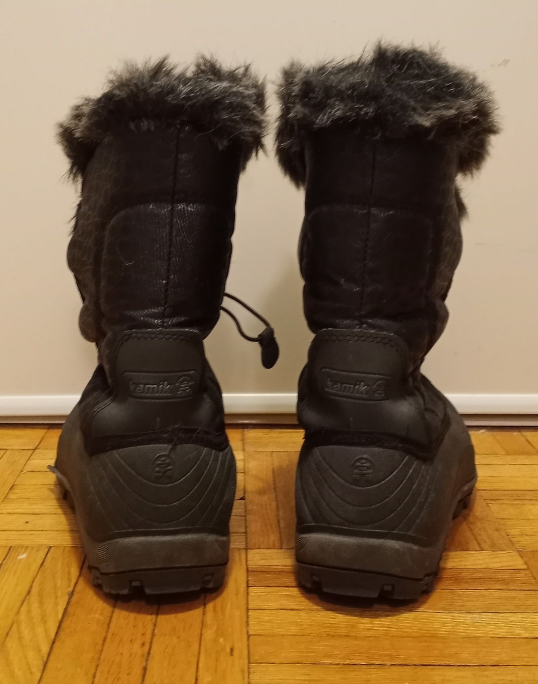 Winter boots, women's size 9 - photo 5