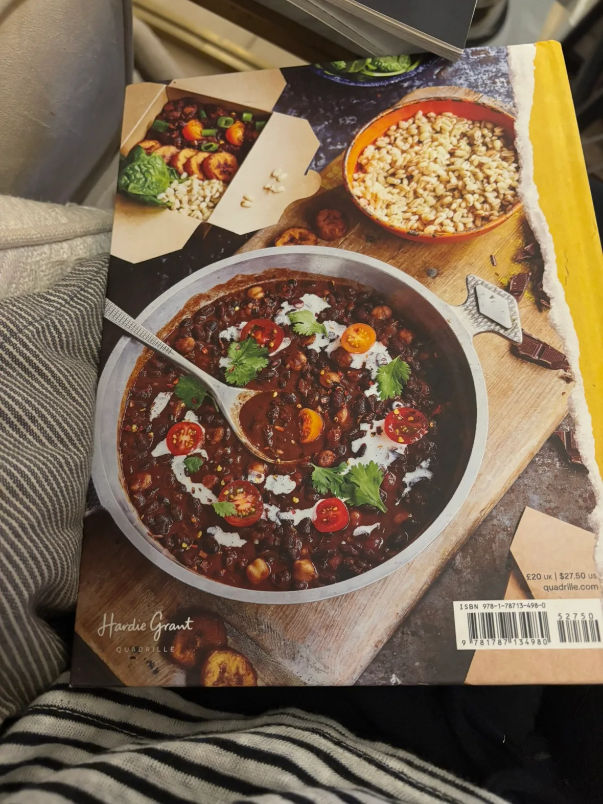 Plants Only Kitchen Cookbook by Gaz Oakley image indicator(2)