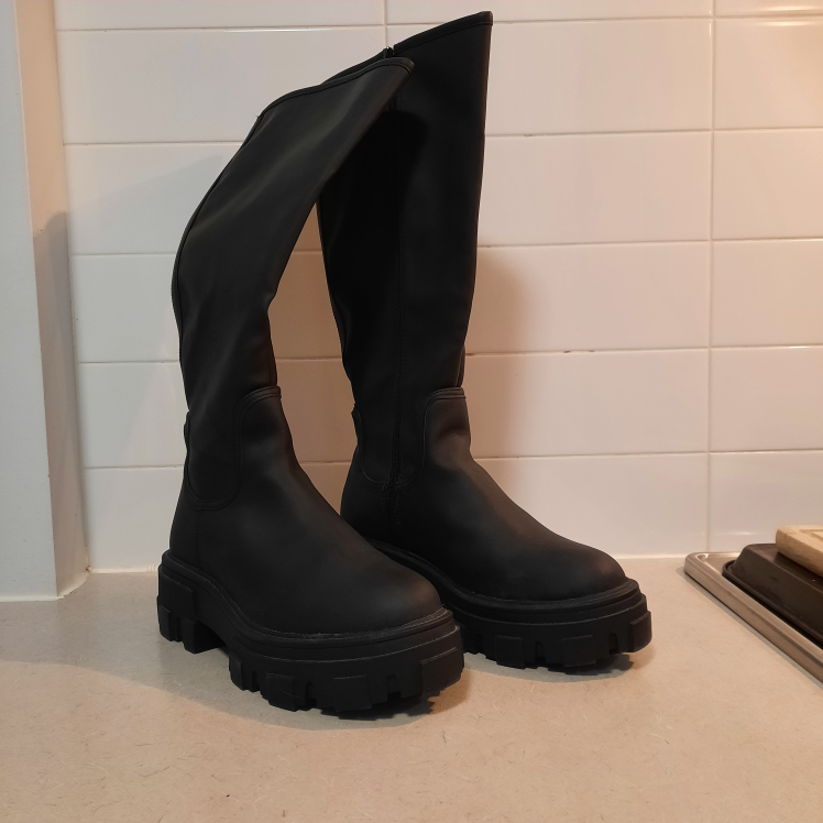 ASOS Platform Boots / side zip