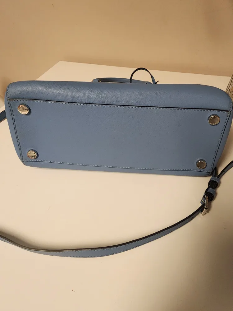 AUTHENTIC Michael Kors bag & wallet image indicator(5)