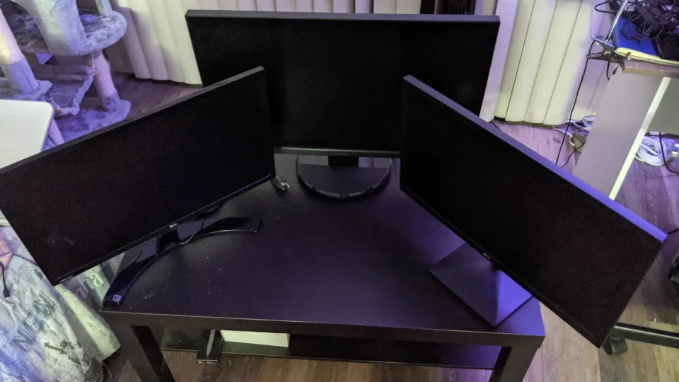 Monitors for free! image indicator(2)