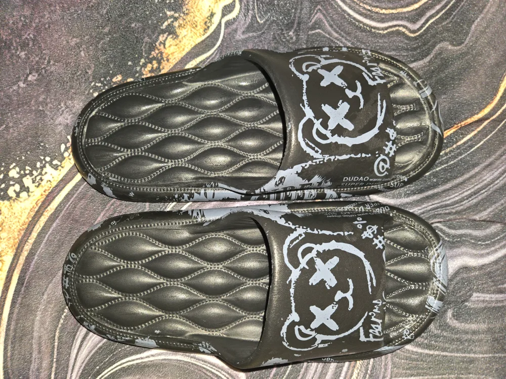 BLACK SANDALS  W/ BEAR  GRAFFITI DESIGN✨️🩴 image indicator(3)