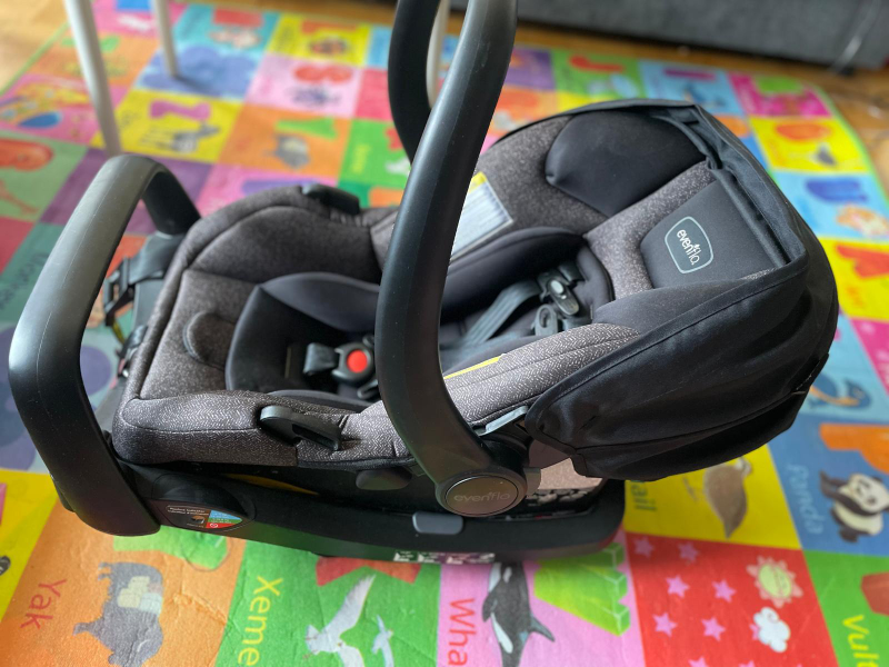 Evenflo Embrace Infant Car Seat - photo 3