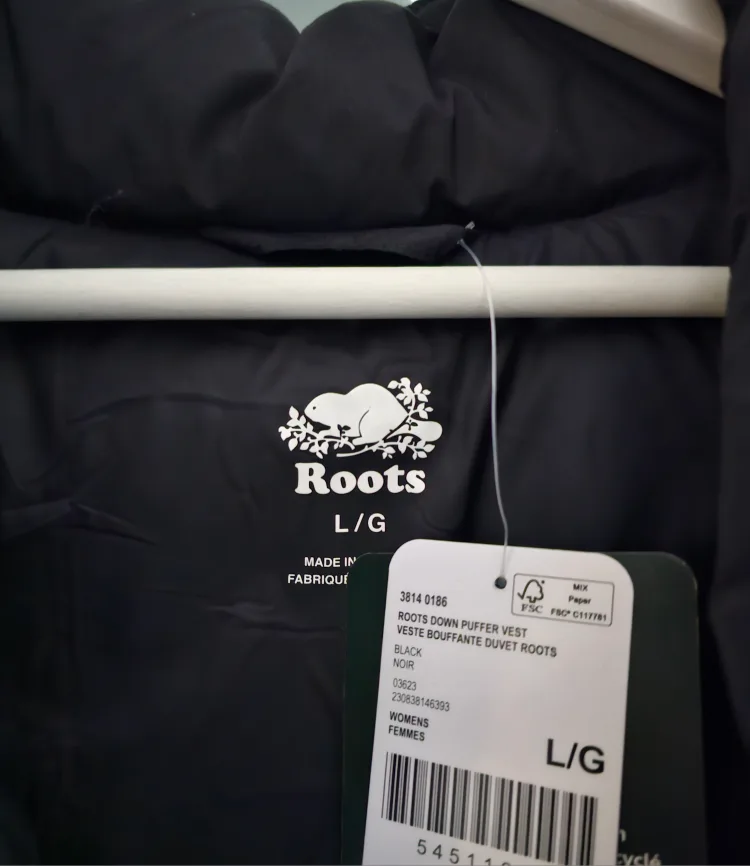 Brand New Roots Puffer Vest [NWT] image indicator(3)