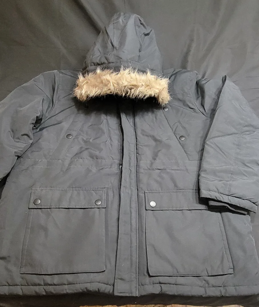 Black winter parka with faux fur hood. image indicator(9)