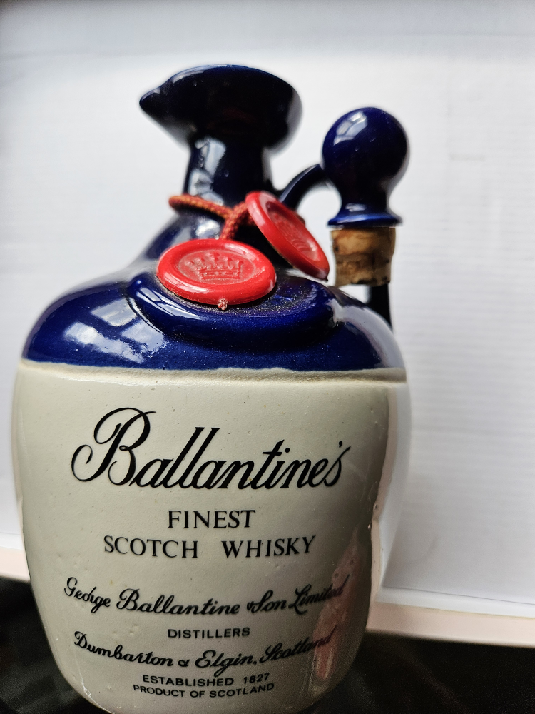 Vintage Ballantine's Scotch Whisky Decanter - photo 2