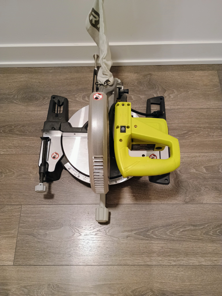 RYOBI 14-Amp 10-Inch Compound Mitre Saw with LED - photo 3