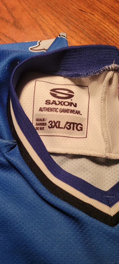 Team set of 16 Men's Hockey Jerseys image indicator(6)