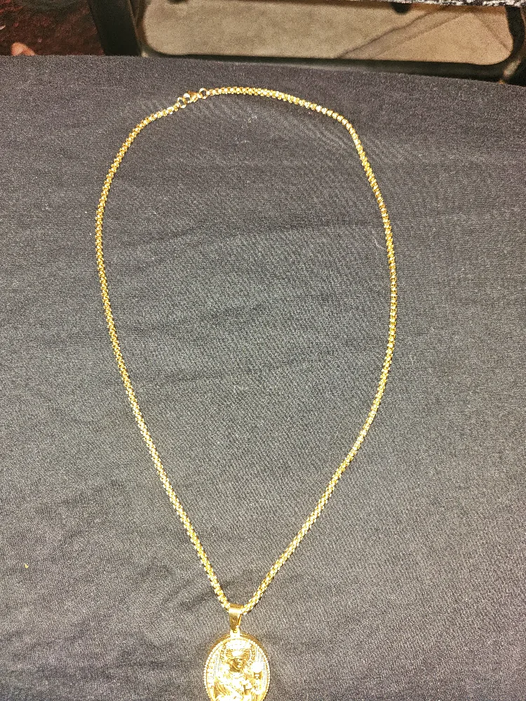 Gold filled Chain with Religious Pendant image indicator(3)