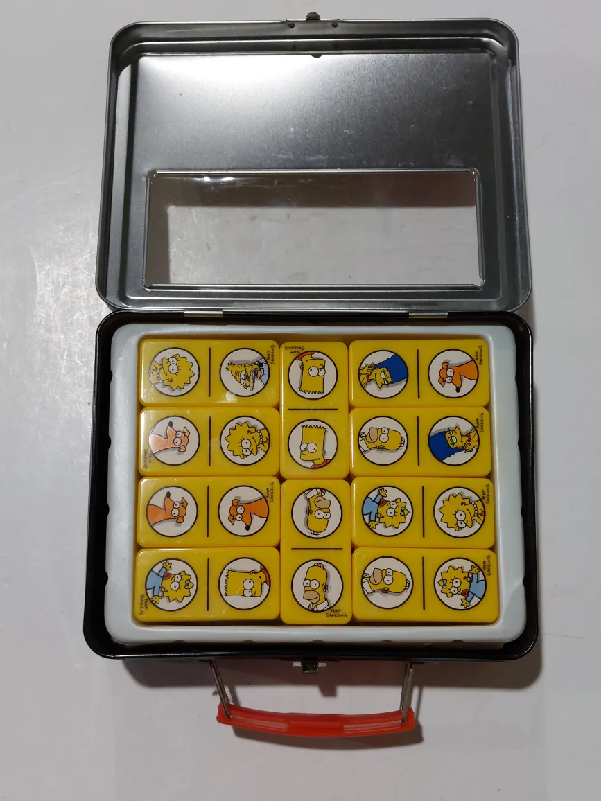 The Simpsons 28 Super-Sized Dominoes image indicator(3)