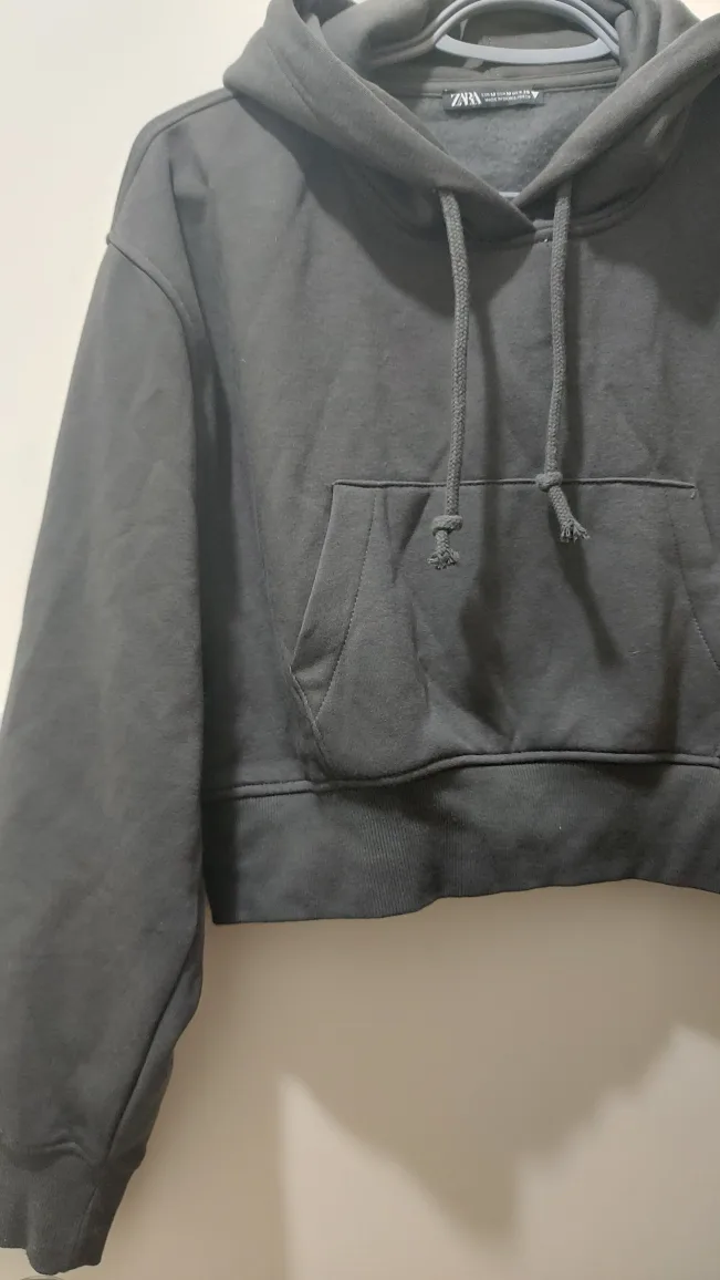 Zara Grey Cropped Hoodie image indicator(3)