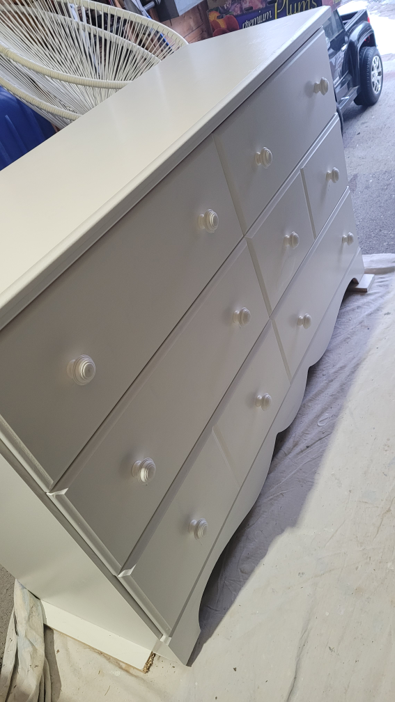 White Dresser with 6 Drawers