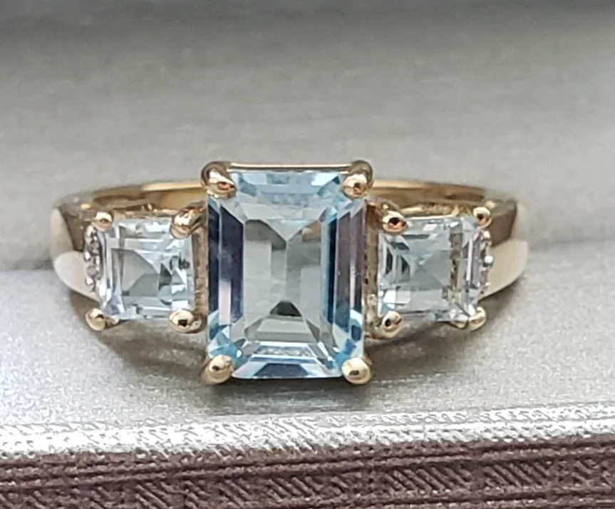 10k Gold ring People's  jewelry Aquamarine Diamonds sale $299 image indicator(4)