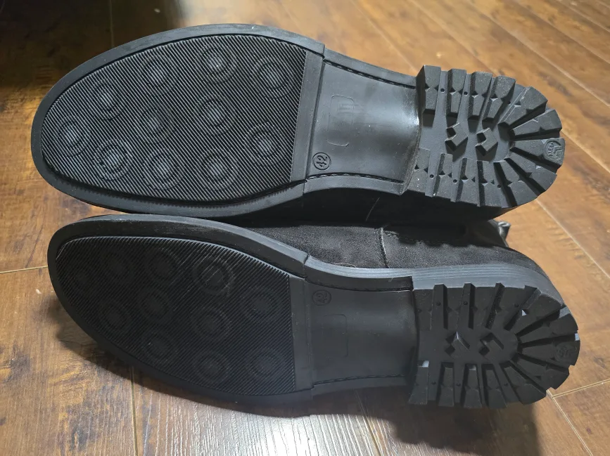 Black Suede Chelsea Boots image indicator(6)