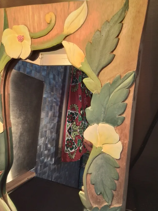 Hand-Carved Wooden Mirror with Bird and Flowers Vintage image indicator(5)