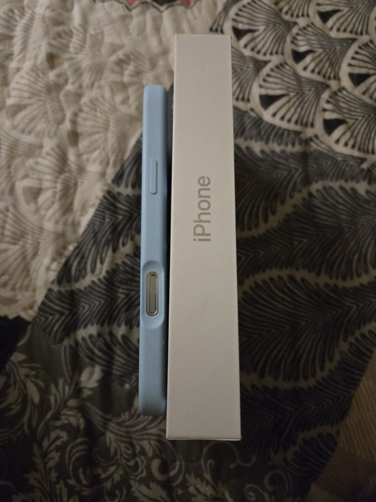 IPhone  16 Pro Max White Titanium 256GB - photo 2