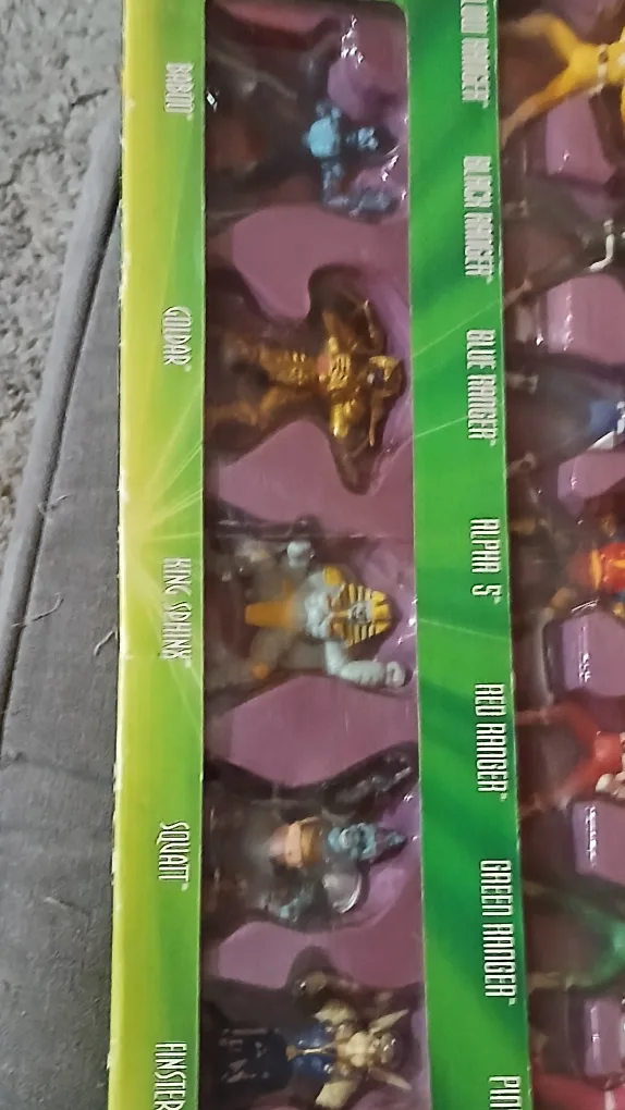 Mighty Morphin Power Rangers Collector Set 1 image indicator(4)