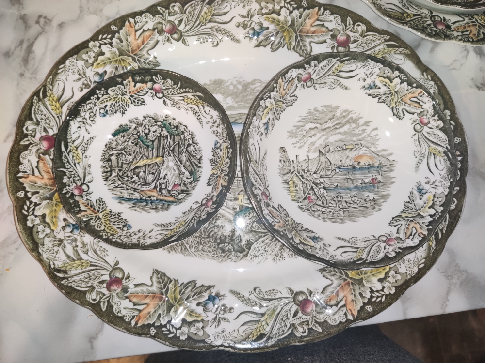 Ridgeway of Staffordshire - England heritage 40 piece set - photo 3