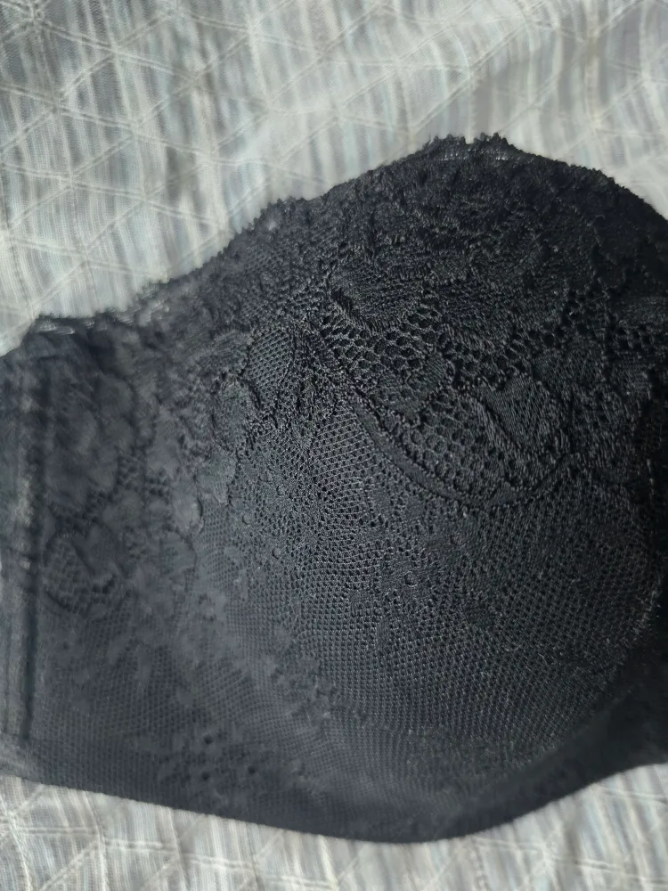 la Vie en Rose Strapless Bra image indicator(3)