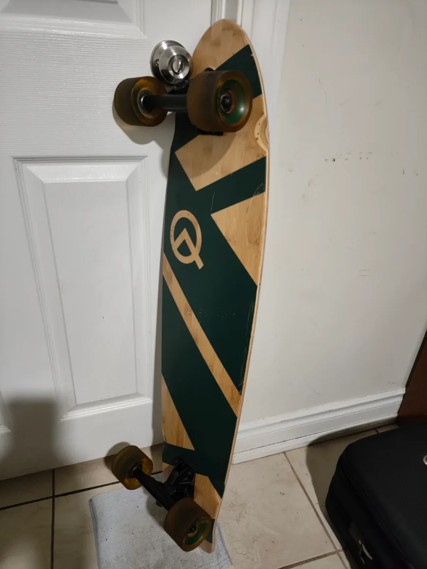 Quest Skateboard (Longboard) image indicator(3)