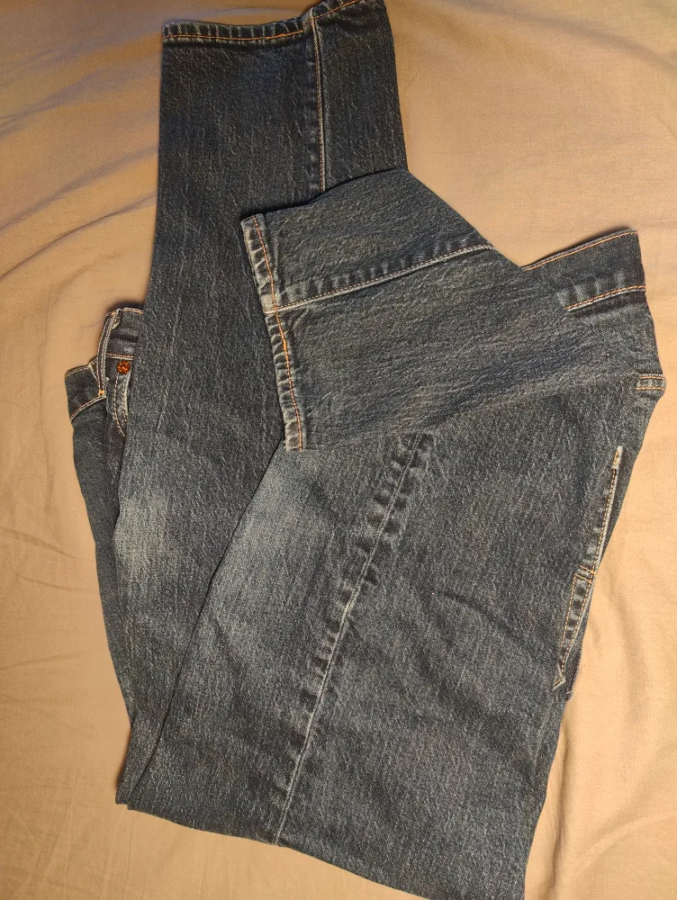 Men's Levi's Premium 502 36W30 – Like New! $30 OBO image indicator(4)