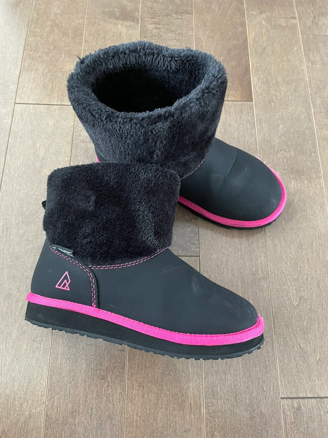 Ripzone Girls' Black Boots Size US 4 image indicator(2)