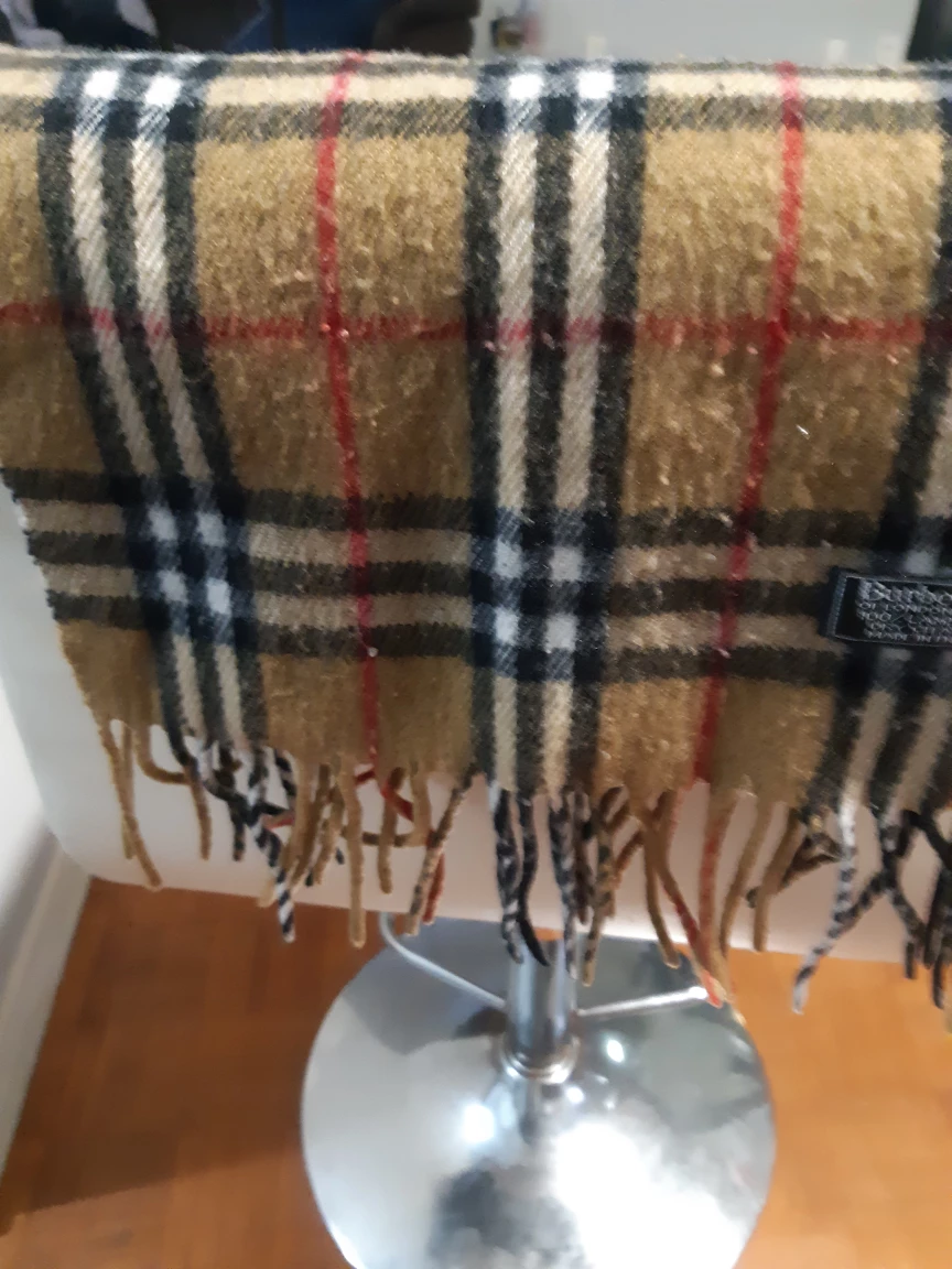 Burberry's of London Scarf - photo 4