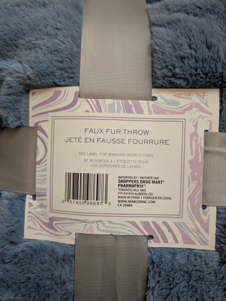 Faux Fur Throw Blanket - photo 3