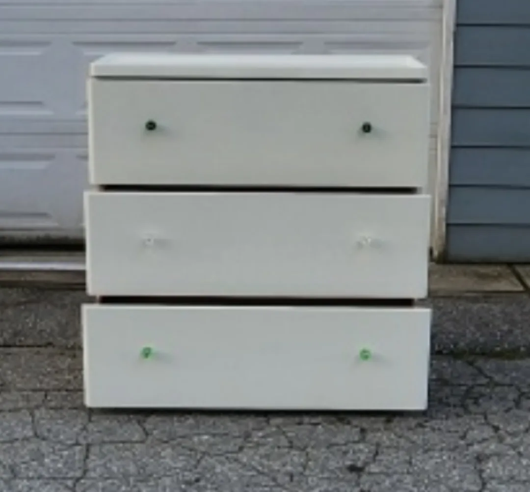 Ikea 3 Drawer chest of dresser image indicator(4)