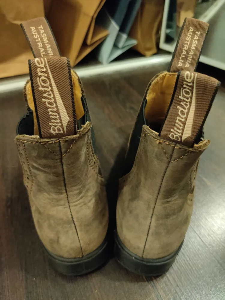 Blundstone 1351 women's brown boots image indicator(4)