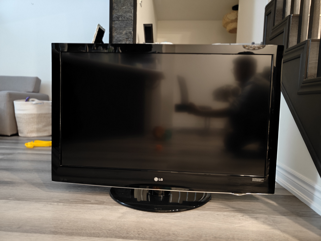 LG LCD TV
