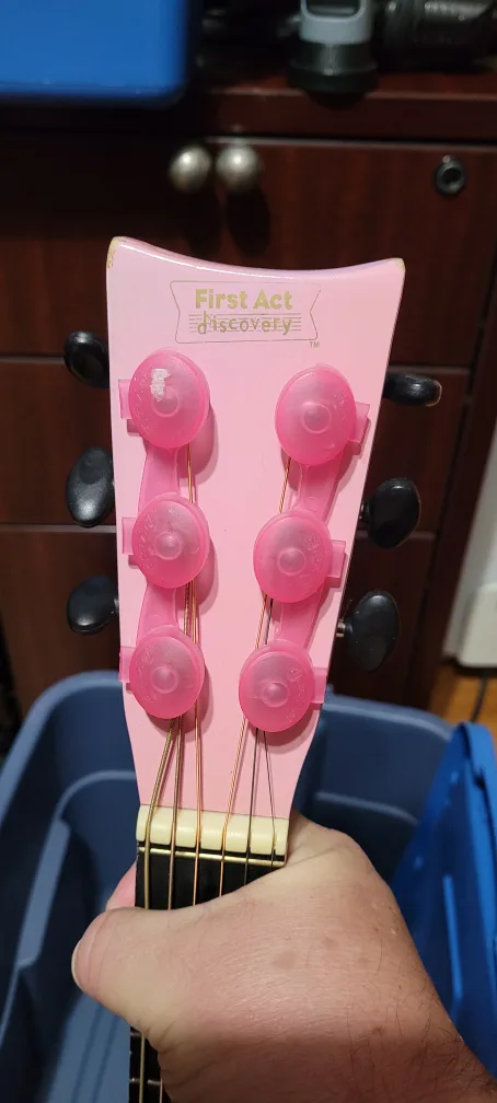 First Act Discovery Pink Acoustic Guitar image indicator(2)