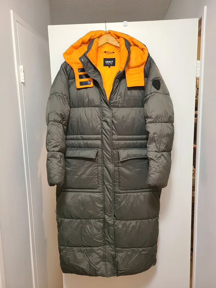 Women's Army Green Long Puffer Jacket - sz M thumbnail