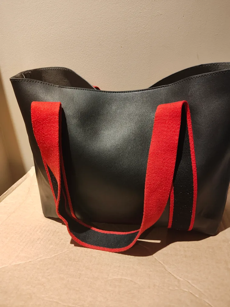 New Look Black Tote Bag with Red Straps image indicator(5)