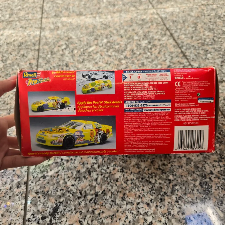 Revell Pro Finish Scooby Doo Jerry Nadeau Zombie Island Nascar image indicator(2)