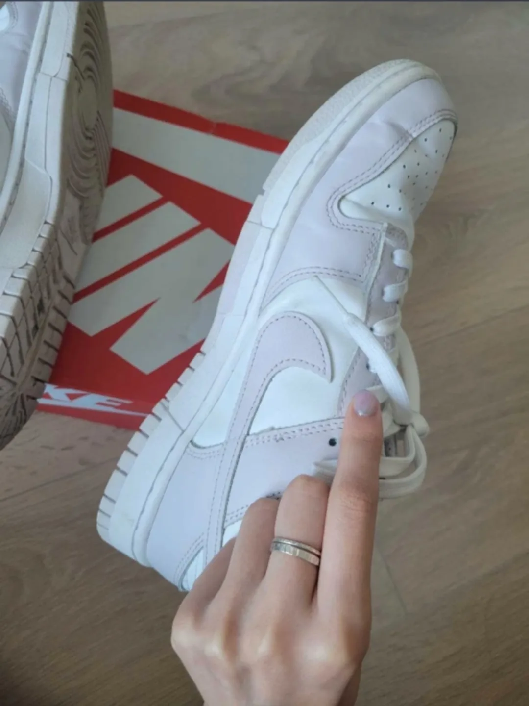 Nike Dunk Low Venice Women's image indicator(3)