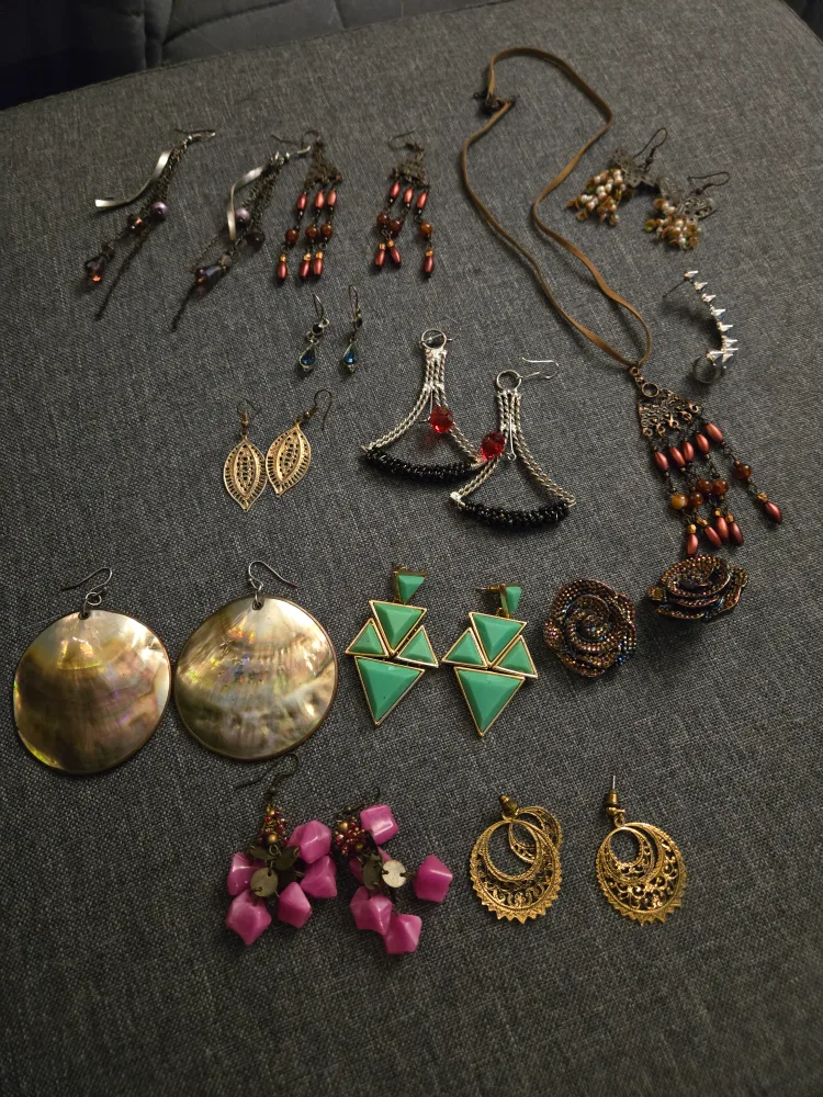 Assortment of 13 Pairs of Earrings thumbnail