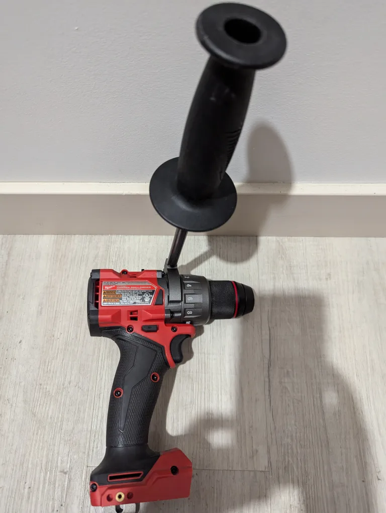 Milwaukee 18V Cordless Drill Driver image indicator(2)