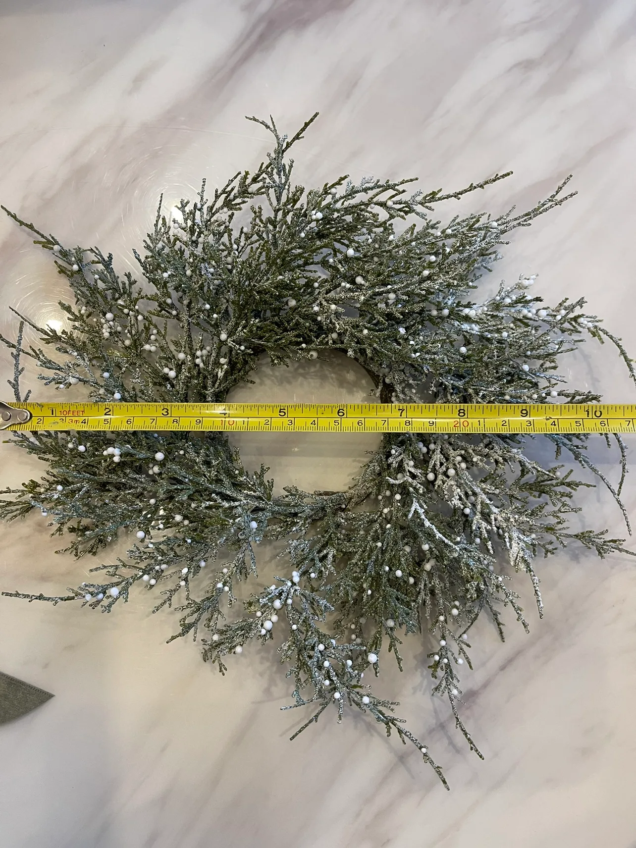 Christmas Wreaths #ThriftyPicks image indicator(2)