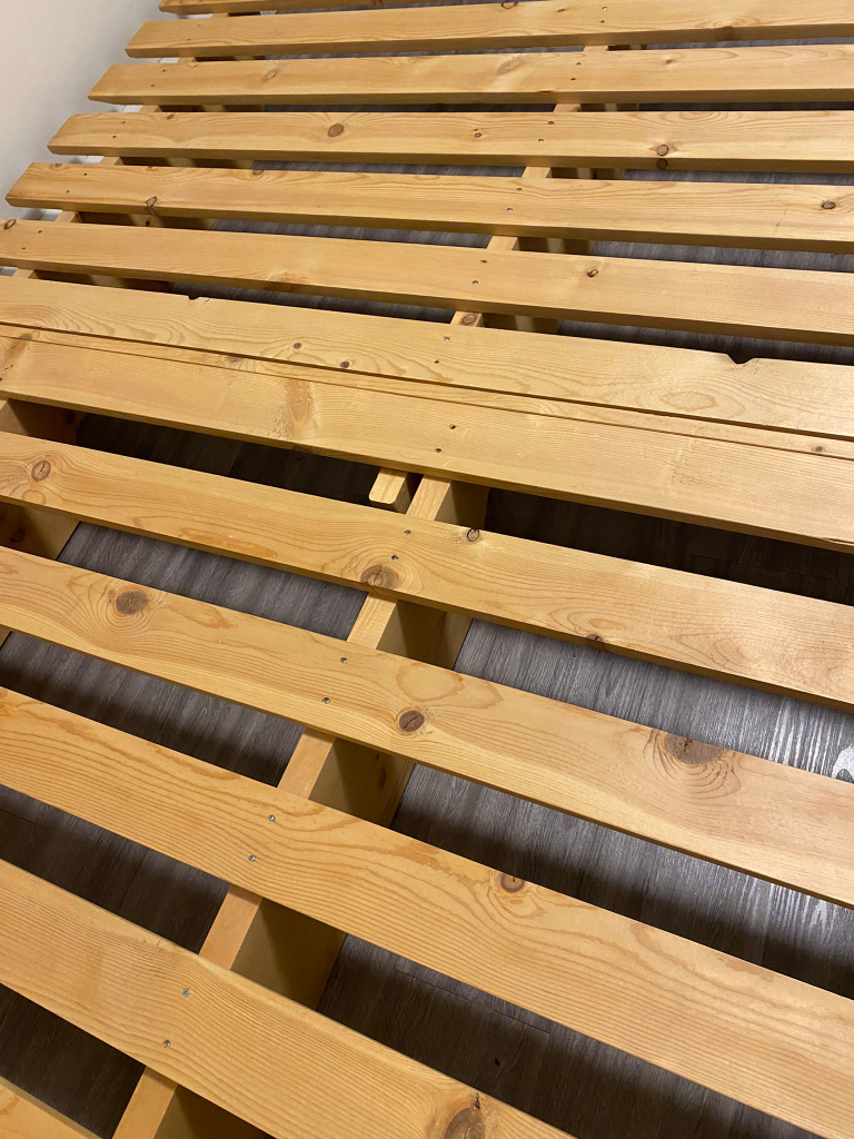 Queen Sized Platform Bed Frame - photo 4