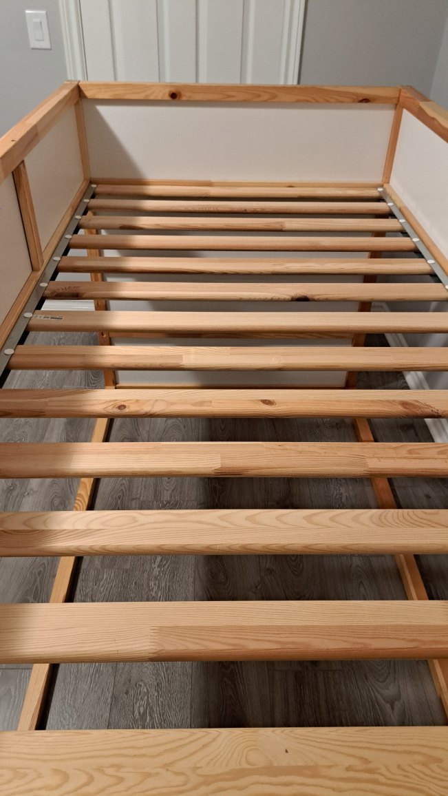 Ikea children twin bed with tent - photo 2